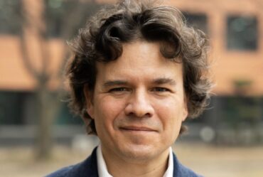 headshot of Pablo Jarillo-Herrero