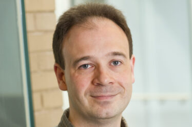 headshot of Iain Stewart